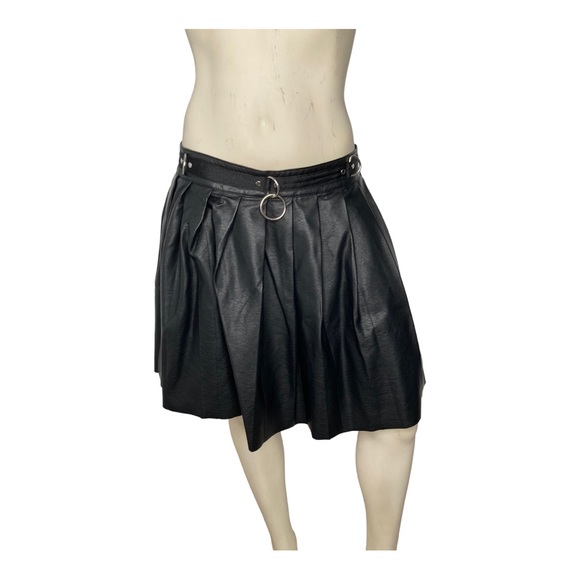 CURRENT MOOD Black Leather Dolls Kill Pleated Mini Skirt O Ring Details, XL - Picture 3 of 10